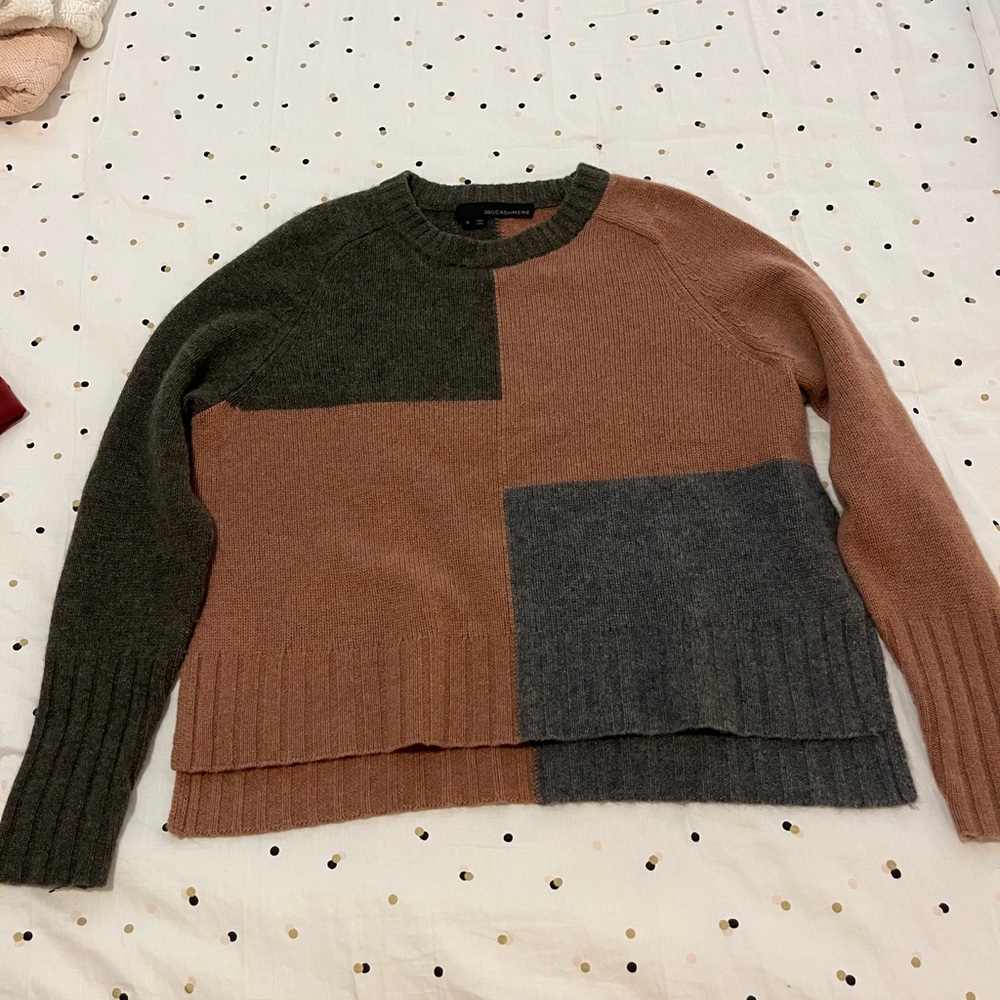360 Cashmere Color Block Sweater Small